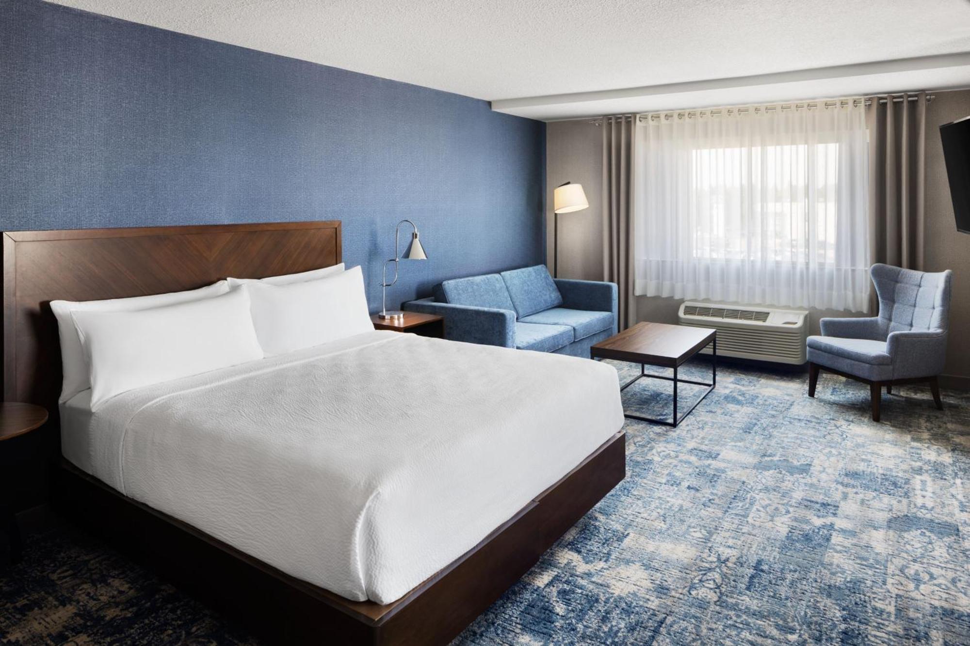 Four Points By Sheraton Edmonton South Extérieur photo