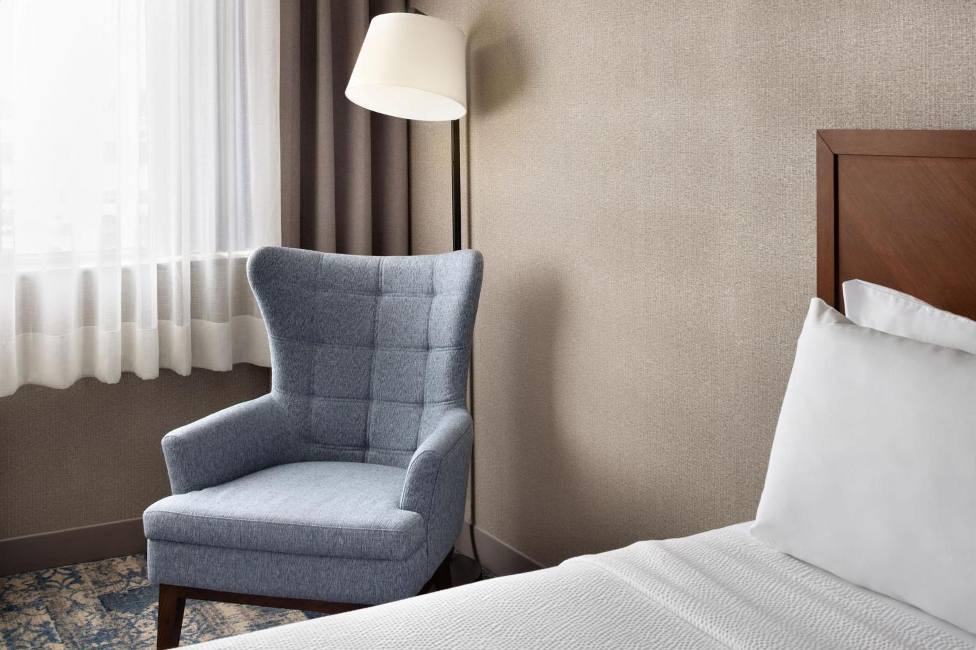 Four Points By Sheraton Edmonton South Extérieur photo