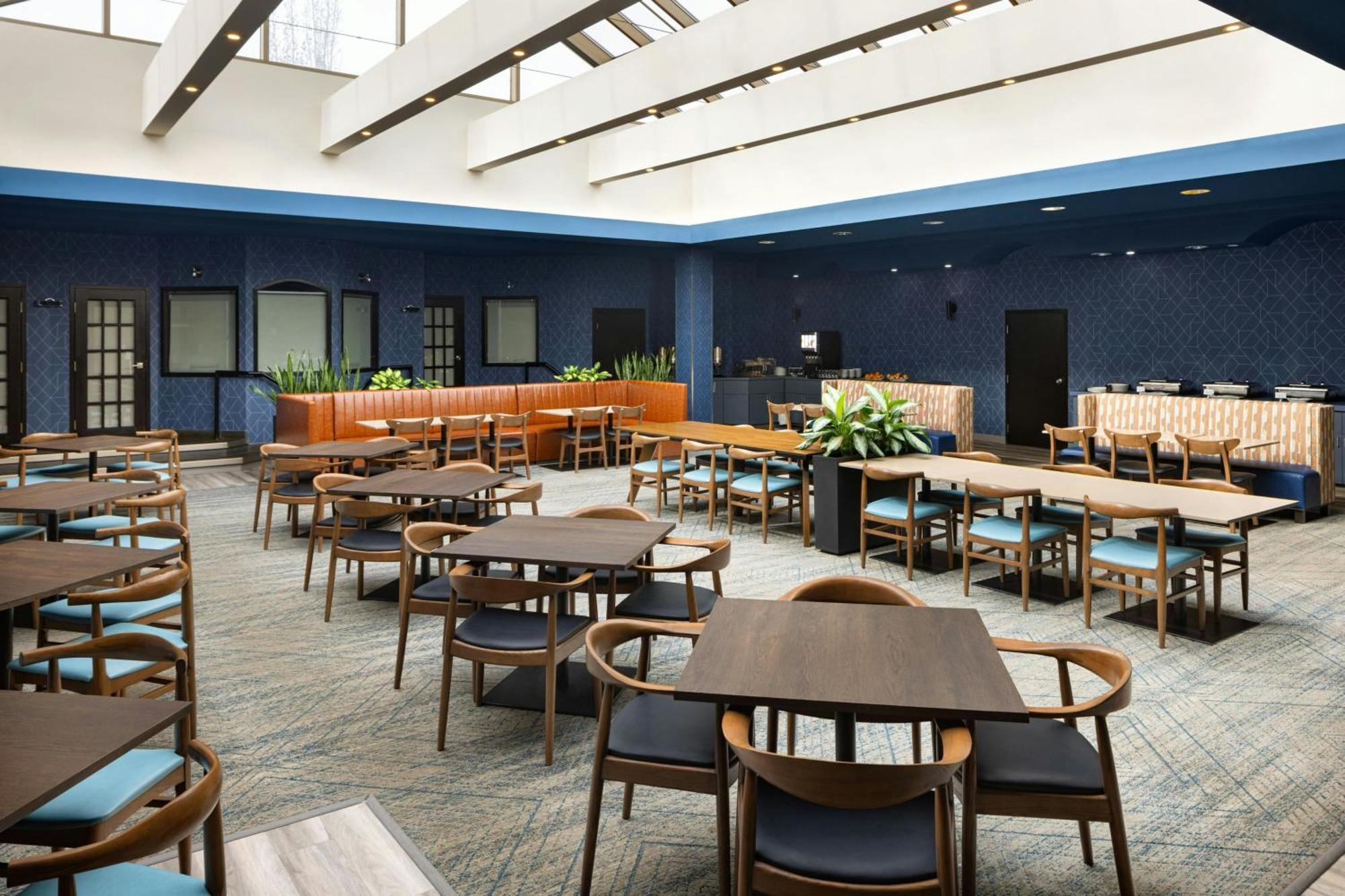 Four Points By Sheraton Edmonton South Extérieur photo